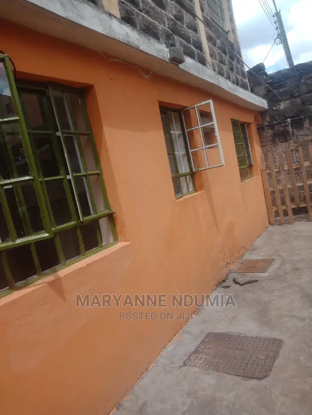 One Bedrooms Oleshapara at 18,500/=
