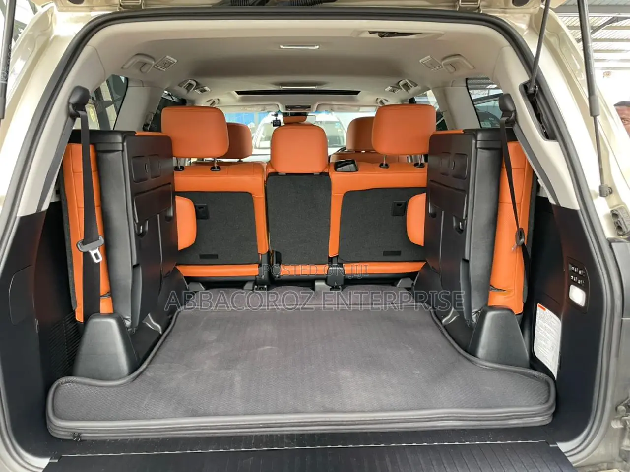 Lexus LX 2016 Gold