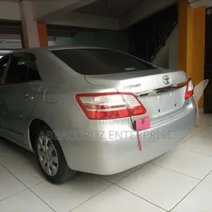 Toyota Premio 2014 Silver