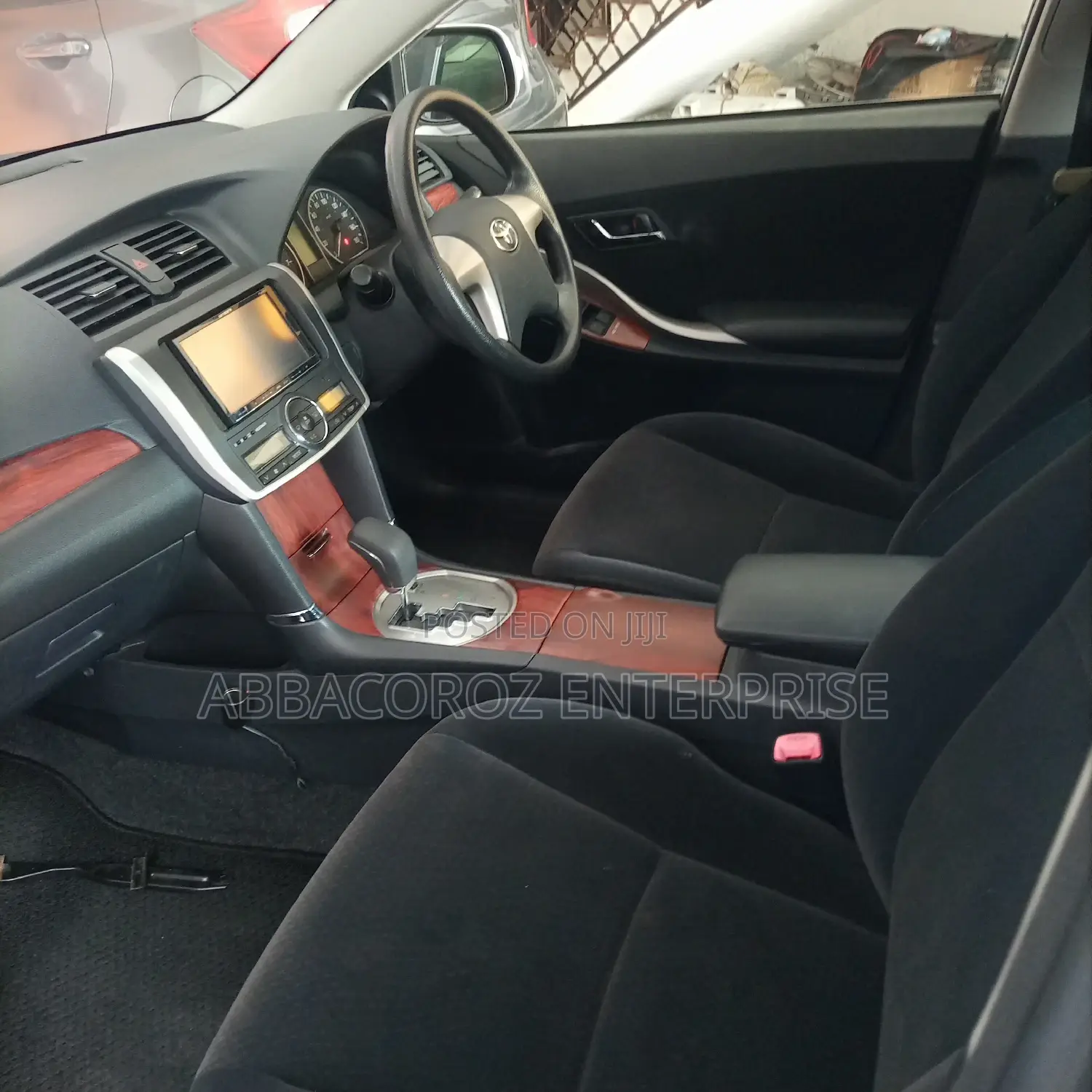 Toyota Premio 2014 Silver