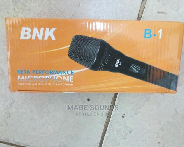 Corded Microphone - main view