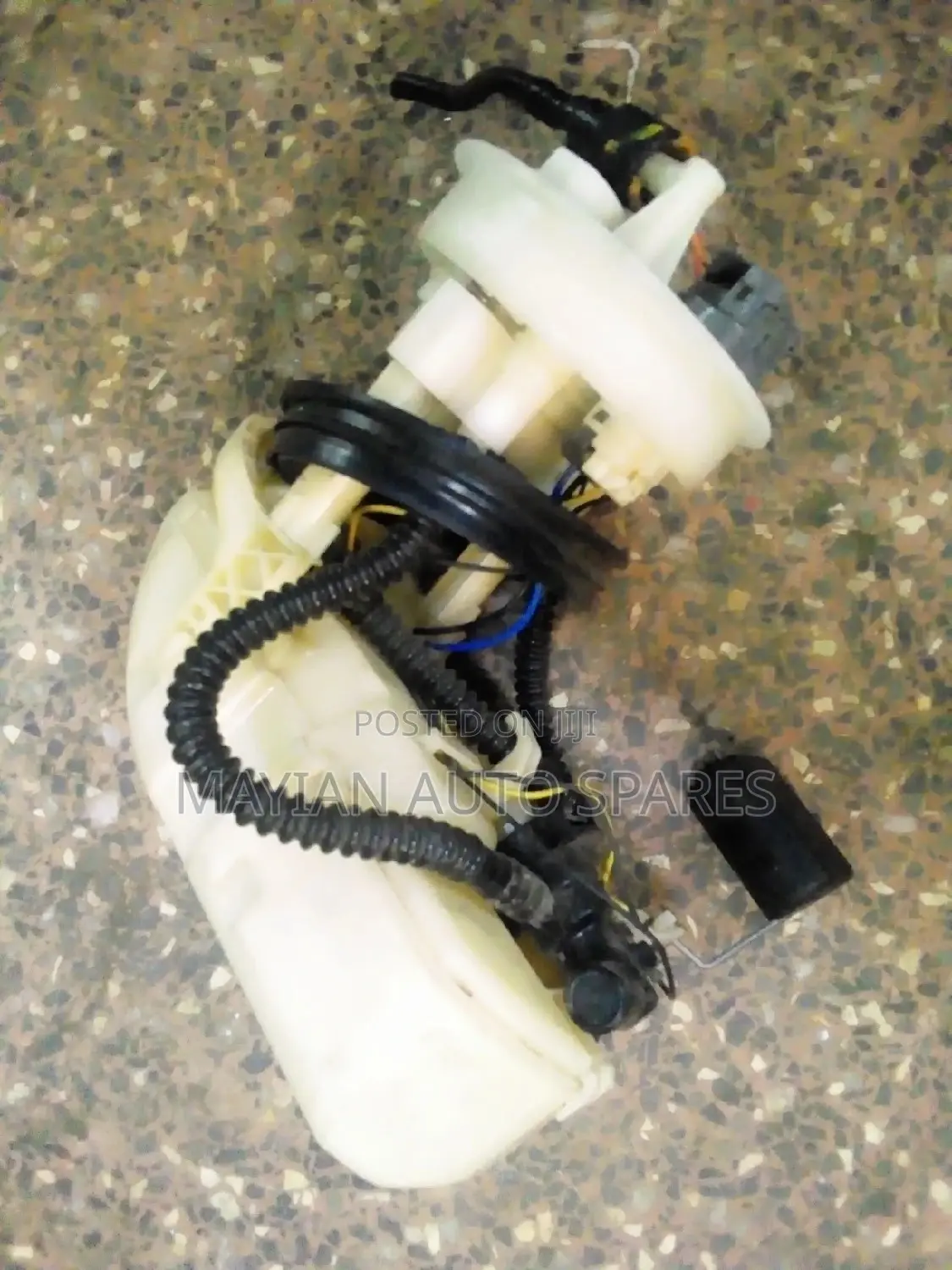 Fuel Pumps for Honda Airwave and Stream.