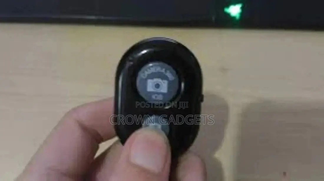 Selfie Bluetooth Remote Shutter Keychain