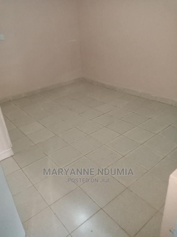 Three Bedrooms Master Ensuite South C - thumbnail 8