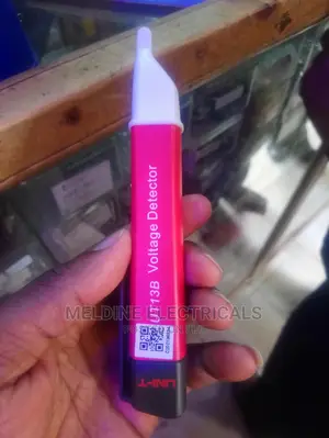 Voltage Cable Detector