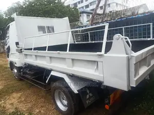 Mitsubishi Tipper