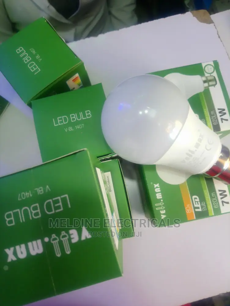 LED 7watt Warm White