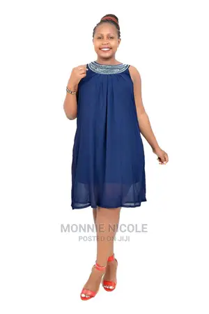 Free Dress/Maternity Wear/Sleeveless Dress