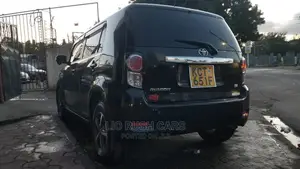 Toyota Corolla Rumion 2012 Black