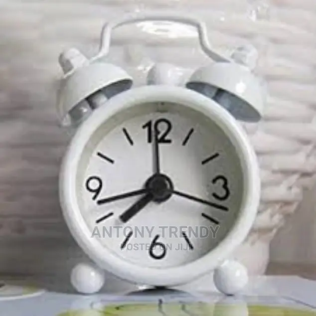 Alarm Clock Vintage Retro Silent Pointer Clocks Round Number
