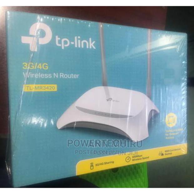 White Tp Link Router - main view