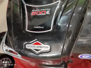 Lawn Mowers 140 Cc BRIGGS STRATTON