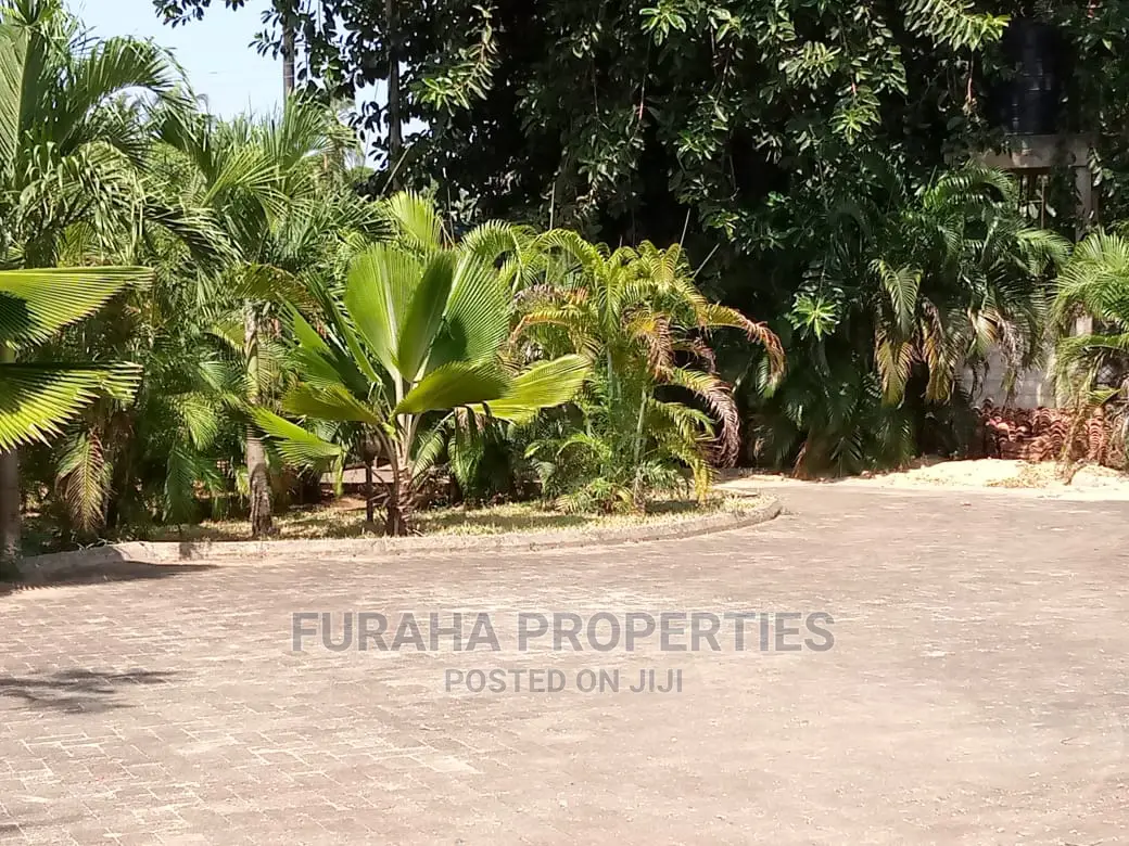 4bdrm Bungalow in Kikambala for sale