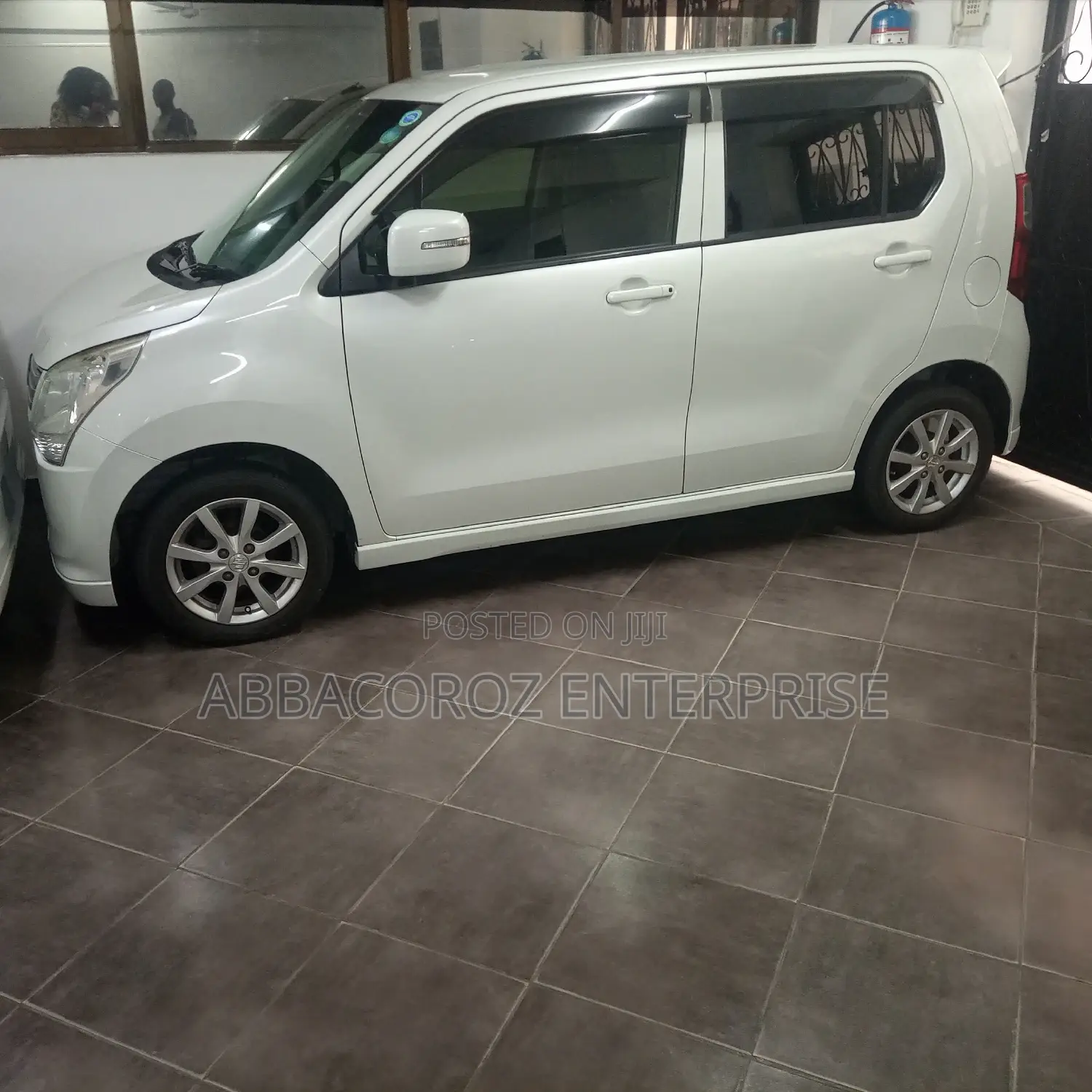 Suzuki JR 2014 White