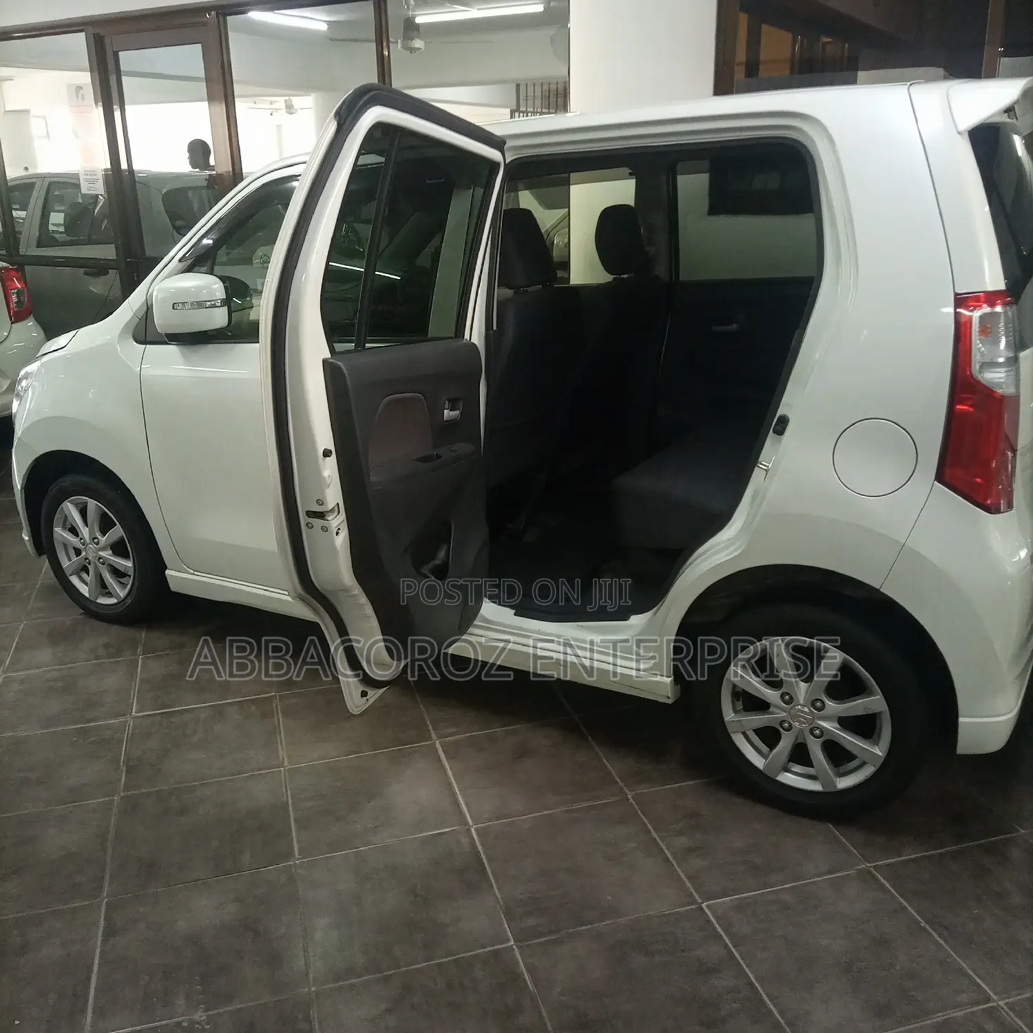 Suzuki JR 2014 White