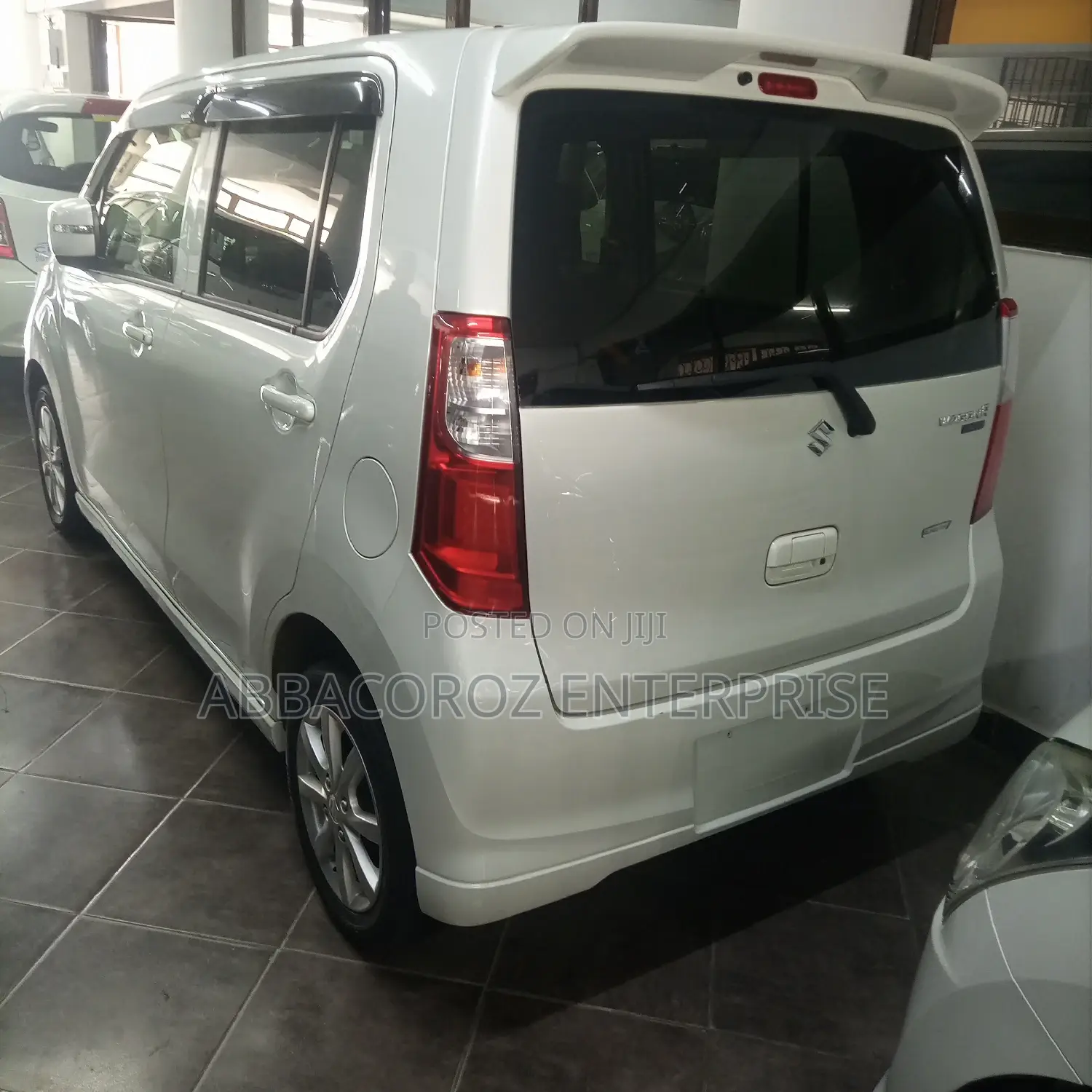Suzuki JR 2014 White