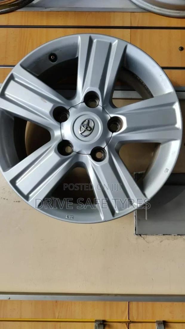 V8 Amazon Original Rims 18 Inch - main view
