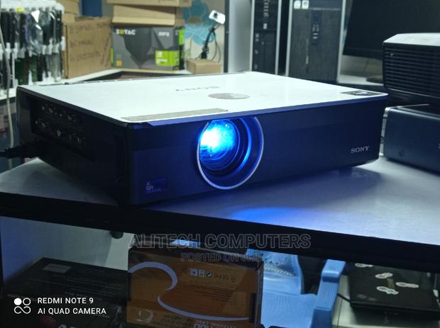 Projectors - thumbnail 4