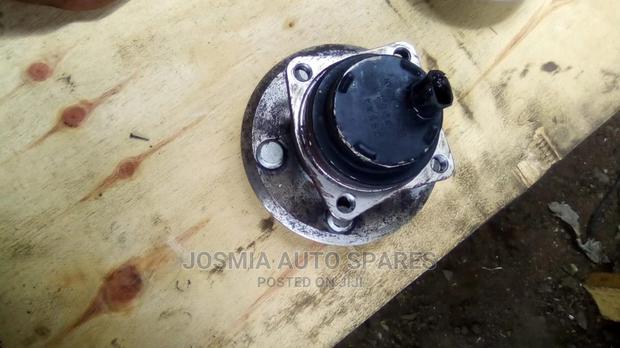 Hubs and Discs - thumbnail 7