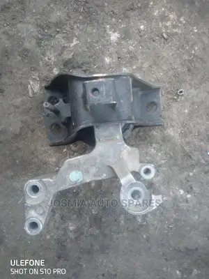 Engine and Gear Mountain