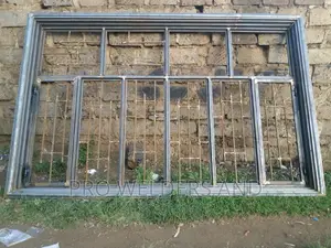 Large Fashionable Windows for Your Living Spaces