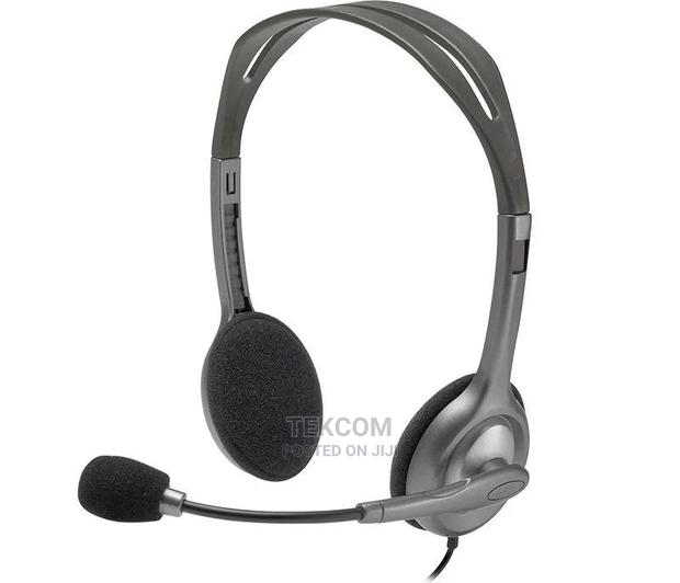 Logitech H110 Stereo Headset Dual 3.5mm Jacks