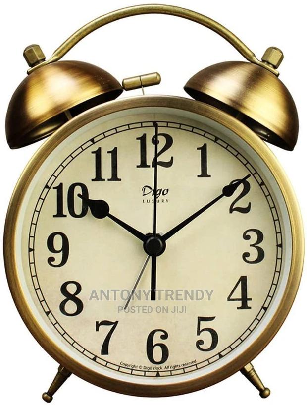 Loud Vintage Alarm Clock - main view