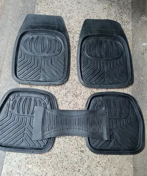 New 5 Seater Car Floor Mats,Free Delivery Within Cbd