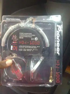 Headphone Studio