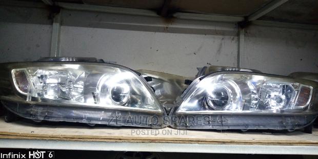 Headlights for Toyota Van Guard - main view