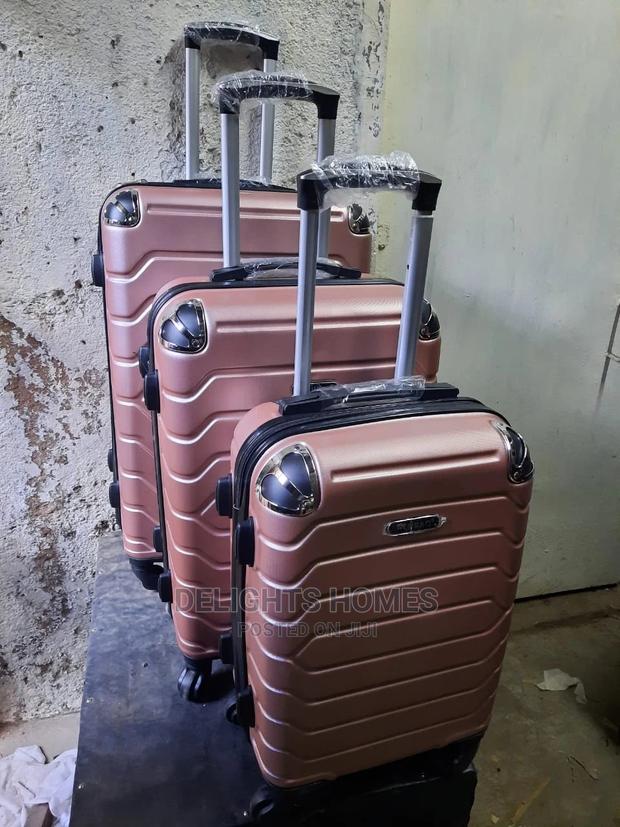 3 In 1 Plastic Suitcases - thumbnail 4