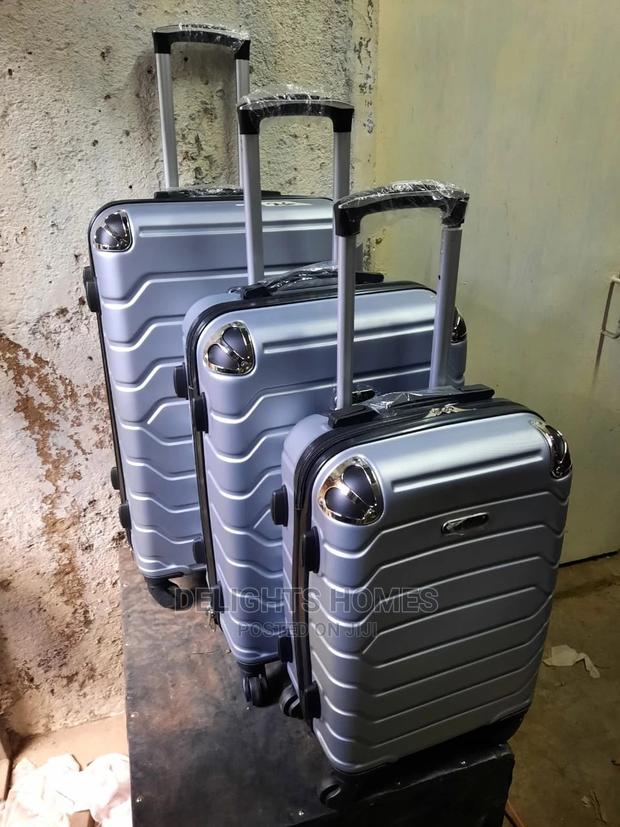 3 In 1 Plastic Suitcases - thumbnail 5