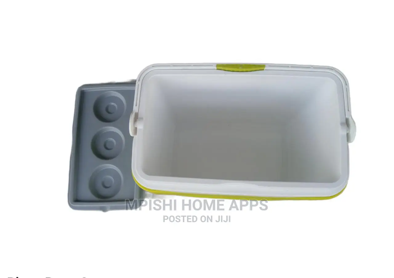 10L Pinnacle Cooler Box