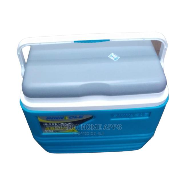 10L Pinnacle Cooler Box - thumbnail 3