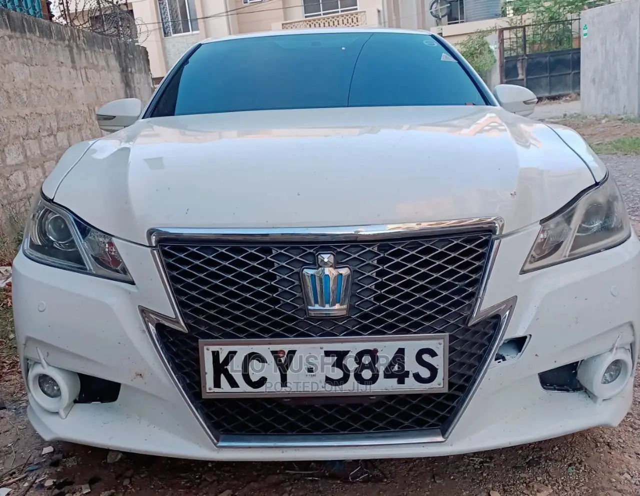 Toyota Crown 2014 White