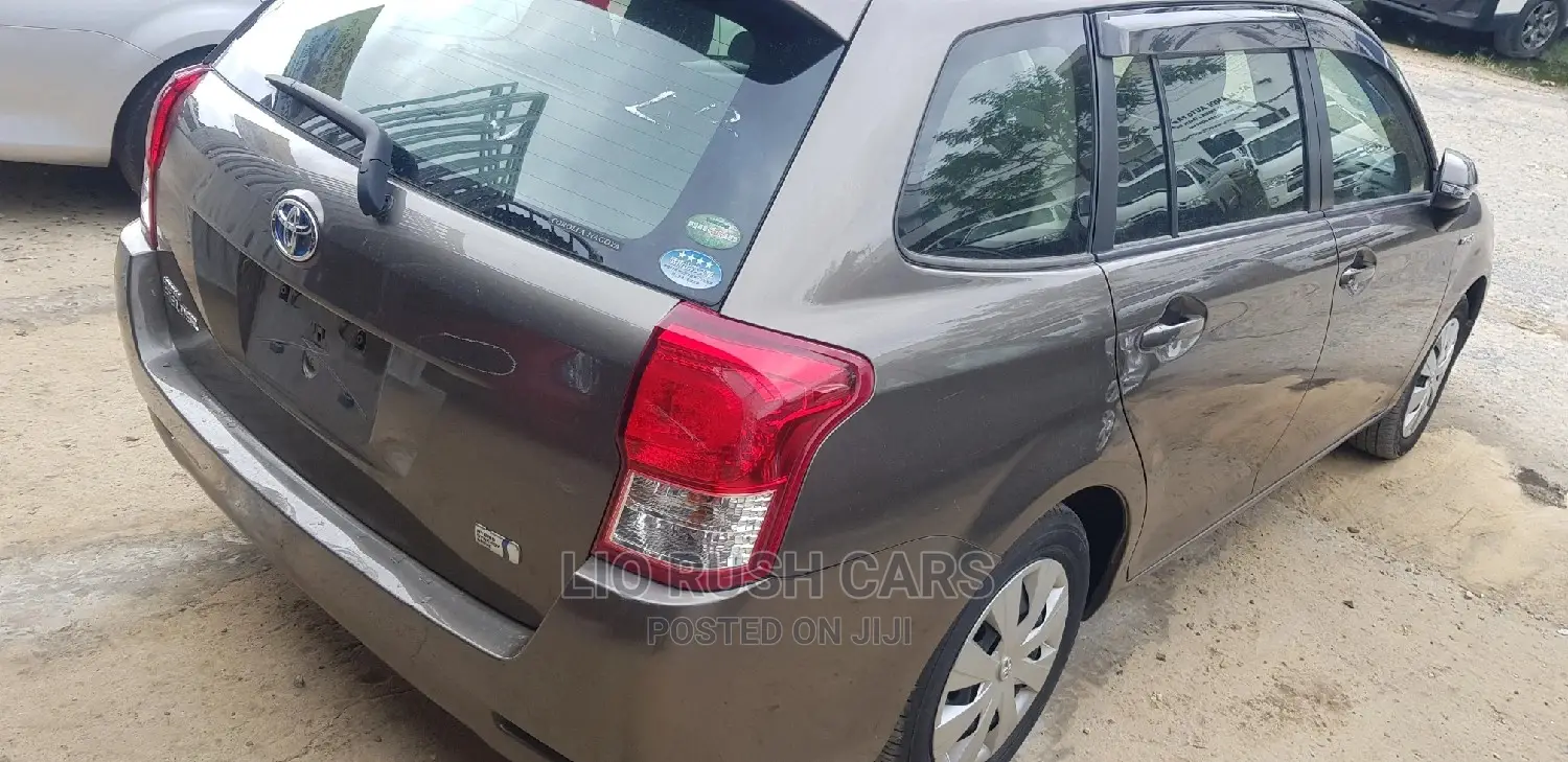 Toyota Fielder 2014 Beige