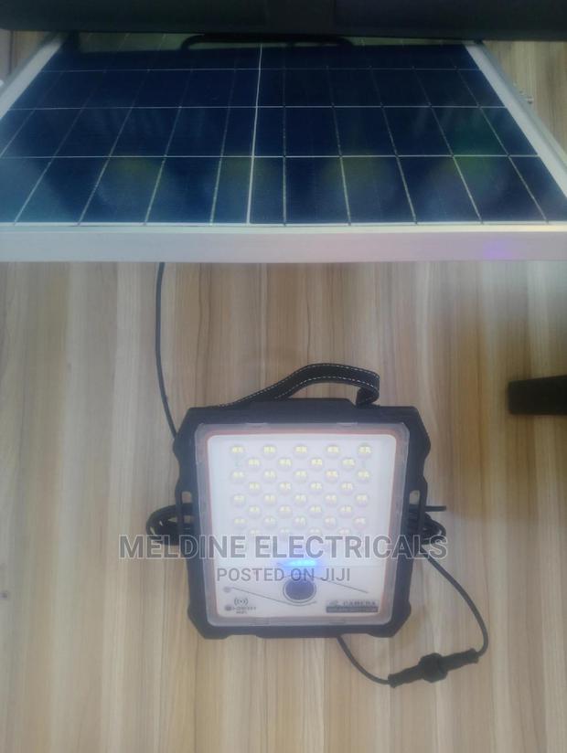Solar Floodlight With Camera - thumbnail 3