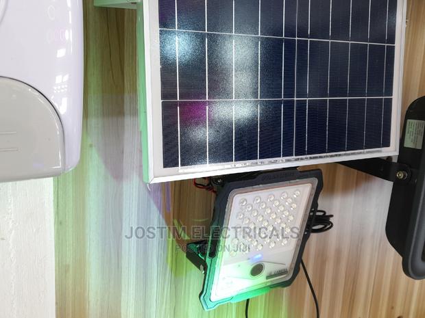 100w Cctv Solar Floodlight - thumbnail 3