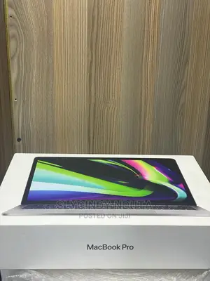 New Laptop Apple MacBook Pro 8GB Intel Core I5 256GB