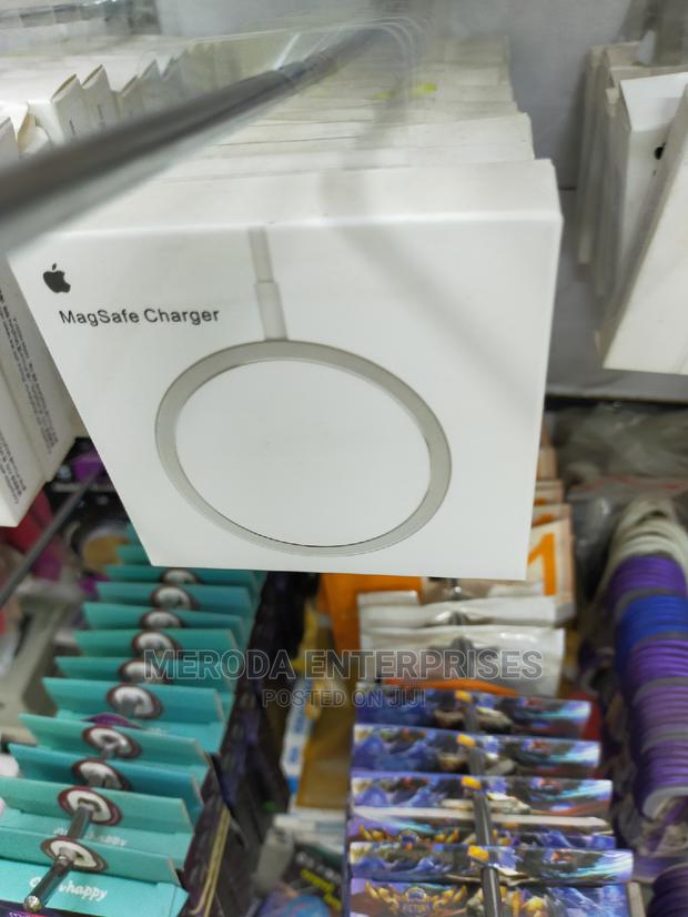 Magisafe Wireless Charger - thumbnail 4