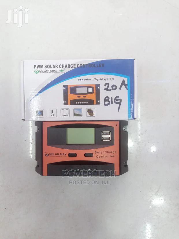 20 Ampheres Solar Controller - main view