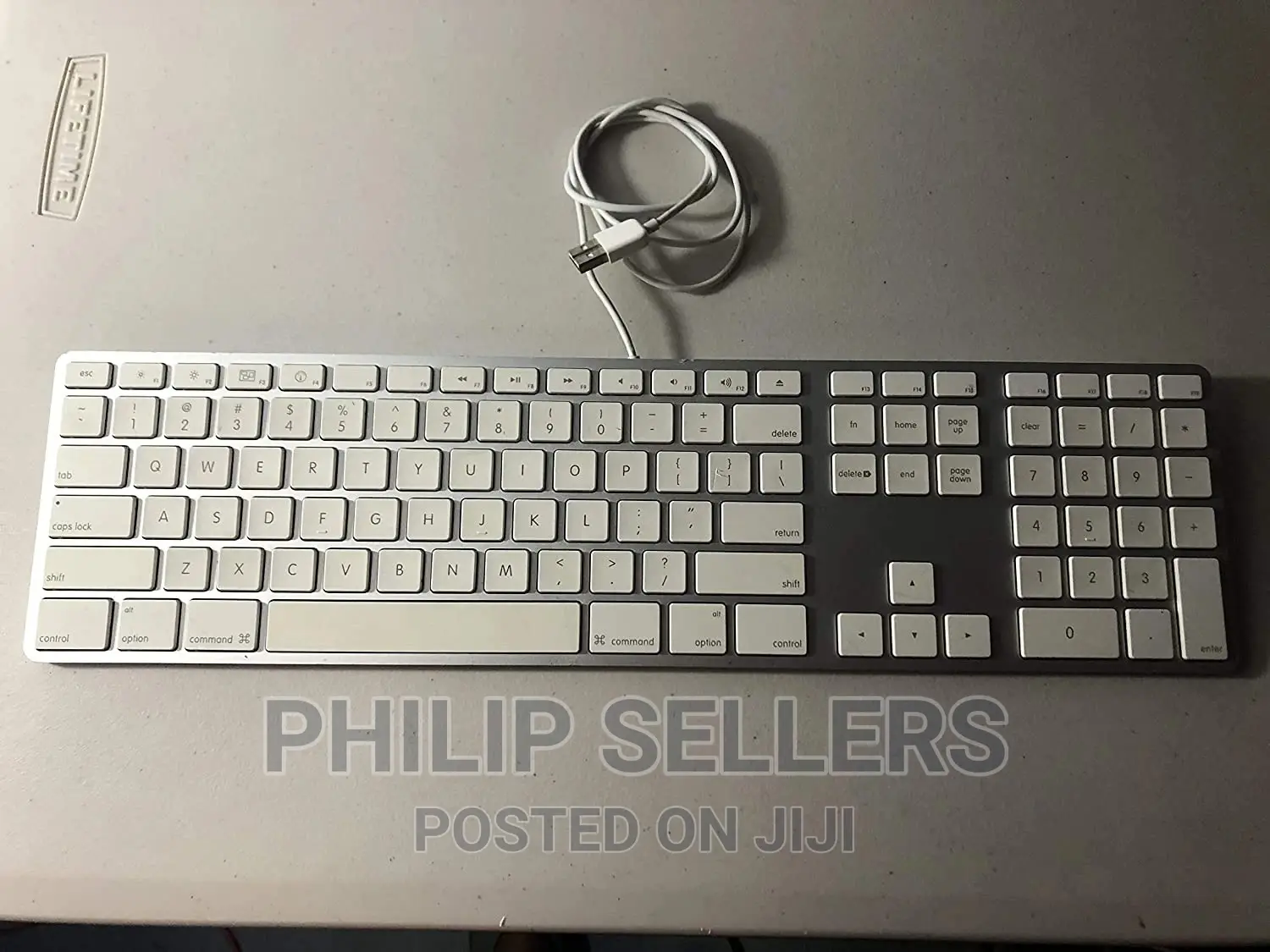 Apple A1243 Ultra Thin Aluminum USB Wired Keyboard With Nume