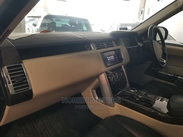 Land Rover Range Rover Vogue 2015 Silver - thumbnail 3