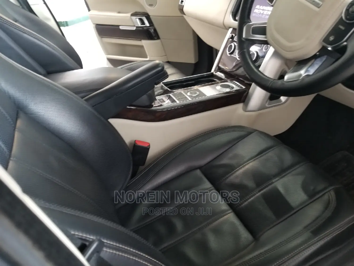 Land Rover Range Rover Vogue 2015 Silver