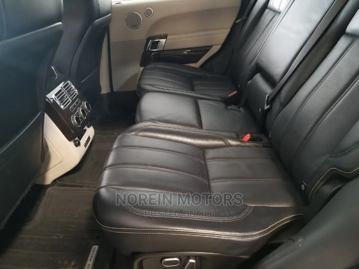 Land Rover Range Rover Vogue 2015 Silver
