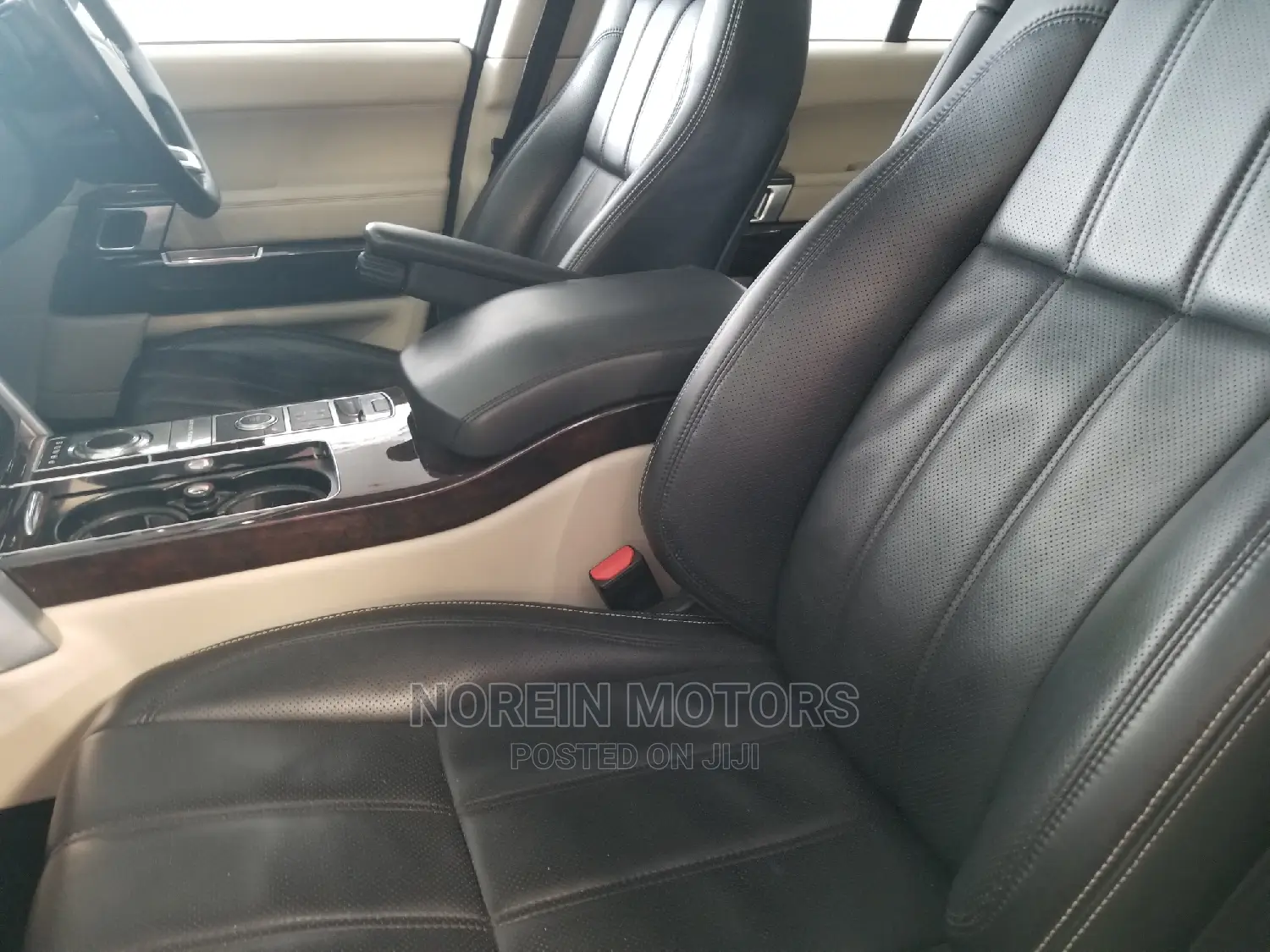 Land Rover Range Rover Vogue 2015 Silver