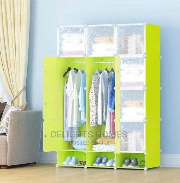 3 Column Plastic Wardrobe - thumbnail 2