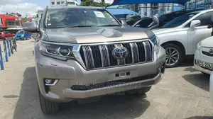 Toyota Land Cruiser Prado 2018