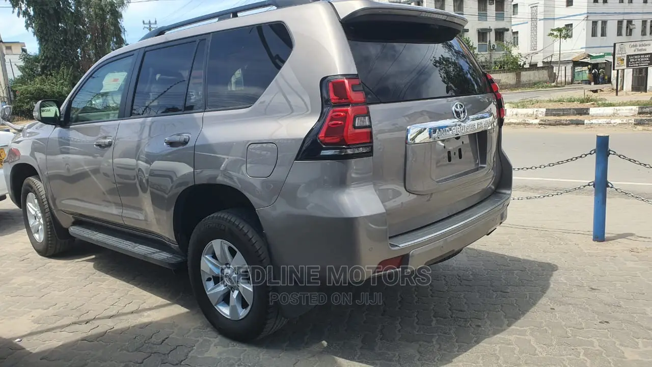 Toyota Land Cruiser Prado 2018