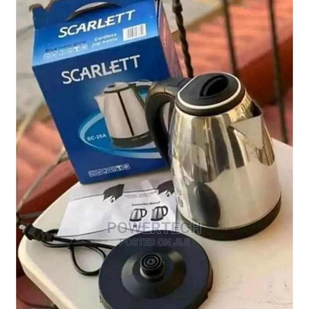 Electric Kettle Scarlet